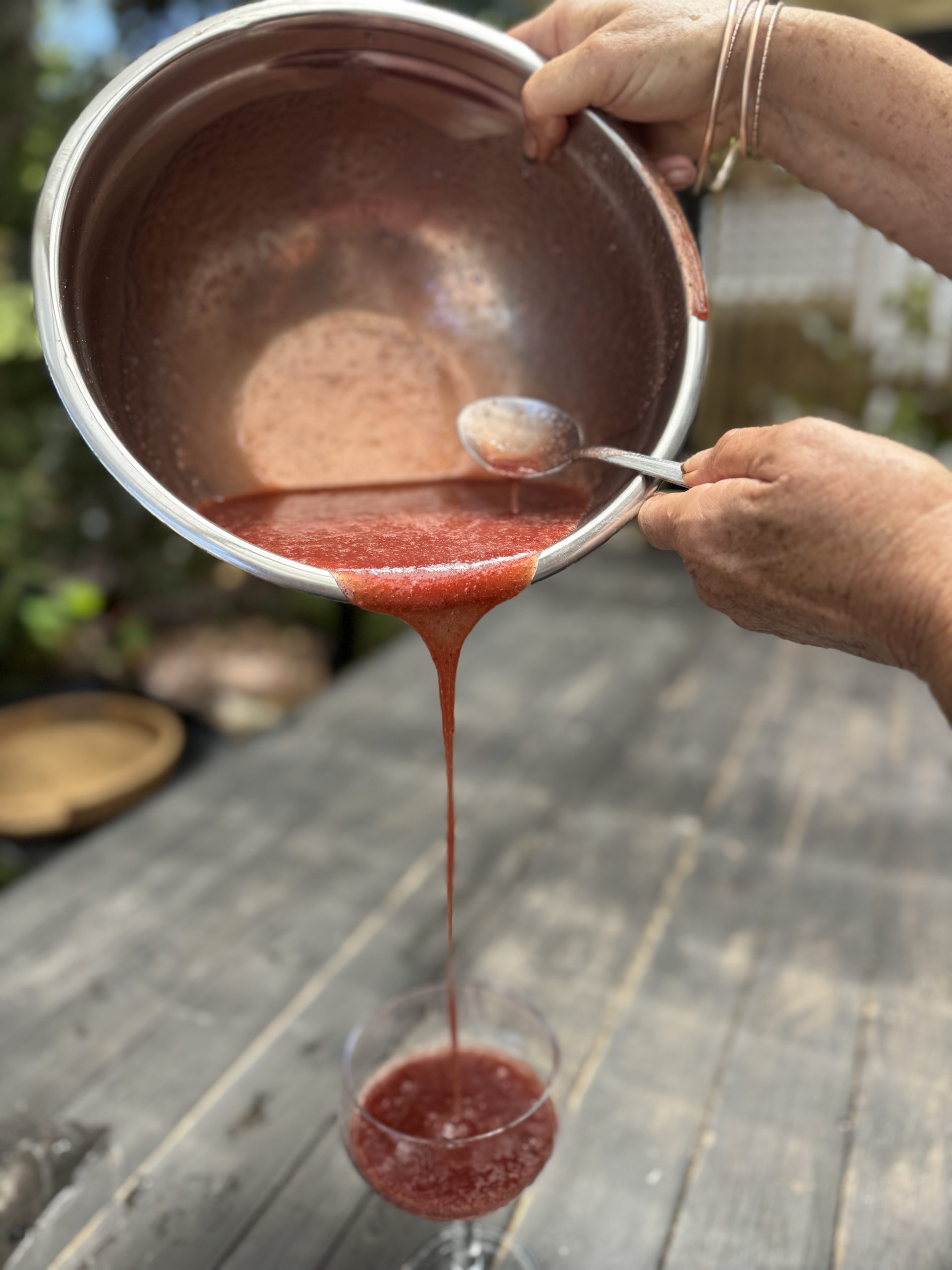 Pohutukawa and lime botanical honey